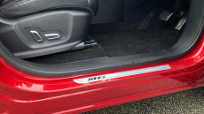 MG Hs 1.5 T-GDI Exclusive 5dr DCT Petrol Hatchback